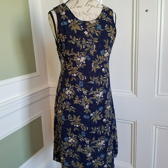 Unlabeled Dresses & Skirts - Reversible dress. Super cute and comfy!